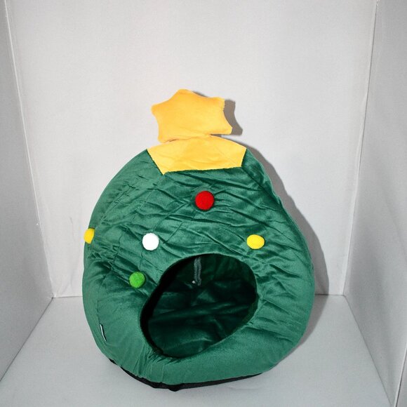 Pet Fang Christmas Cat House with Tree Shape - Cat & Dog Bed, 17.7 x 15.7 in, NW - Picture 2 of 5